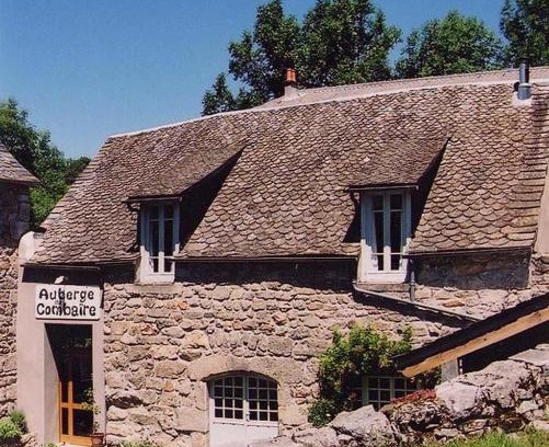 Laguiole Hotel | Pet-Friendly Hôtel Auberge du Combaïre with Great Reviews
