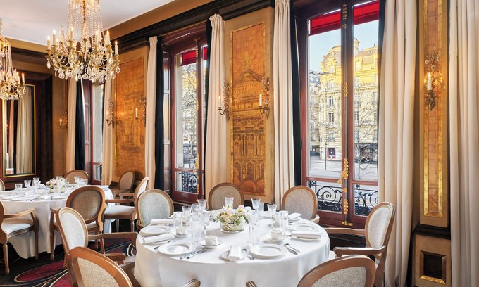 Champs-Elysees Hotel | Indulge at Hôtel Barrière Fouquet's Paris - 5-Star Oasis