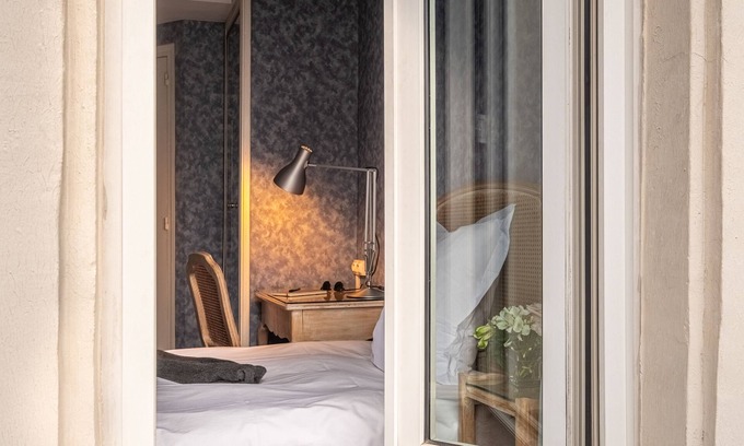 Vivienne Hotel | Elegant Hôtel Baudelaire Opéra: Spa & Family-Friendly Stay