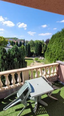 Commercy Hotel | Cozy Hôtel Côté Jardin: Pet-Friendly Stay with Breakfast