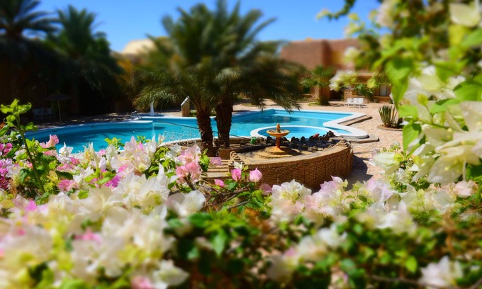 Nefta Hotel | Discover Hôtel Caravansérail: Family-Friendly Getaway
