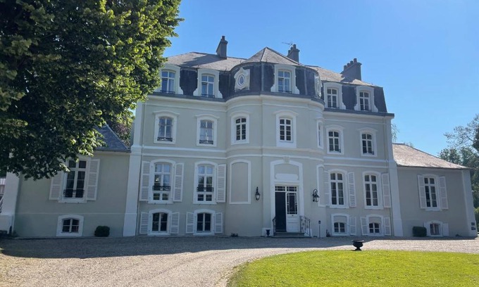 Hesdin-l'Abbe Hotel | Scenic Hôtel Château Cléry with Oceanfront Views
