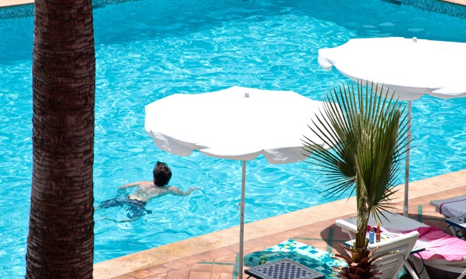 Arset El Bilk Hotel | Relaxing Stay at Hôtel Chems with Pool and Spa Amenities