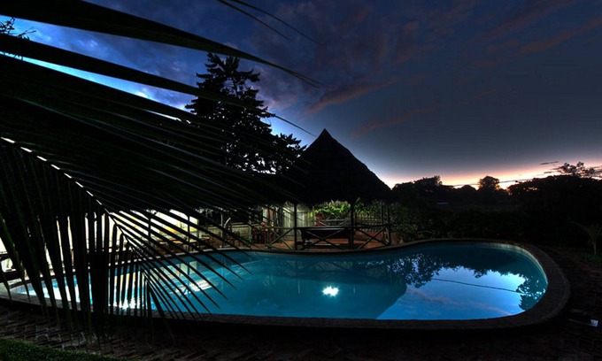 Madirokely Cabin | Discover Hôtel Clair de Lune: Rated 9/10 with Pool & Dining