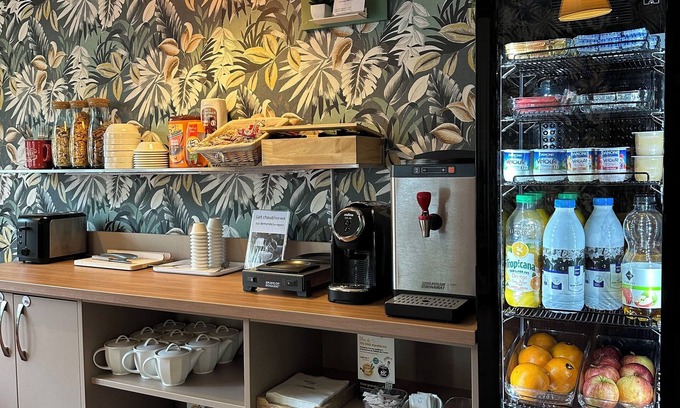 Saint-Jean Hotel | Discover Hôtel de Caen: Family-Friendly with Breakfast Included