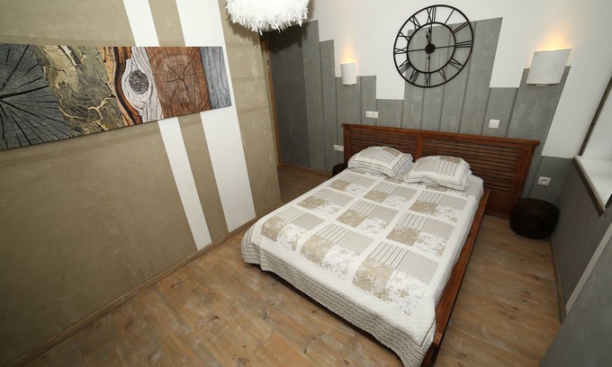 Lens Hotel | Budget-Friendly Hôtel de France with Spa & Breakfast Options