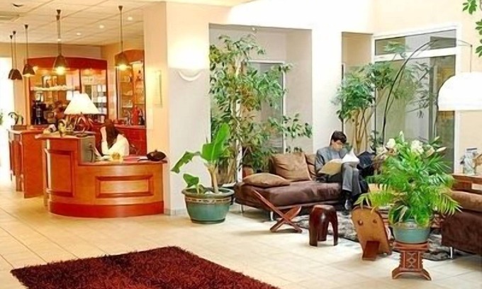 Montmorillon Hotel | Discover Comfort at Hôtel de France: Rated 8.4/10