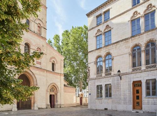 La Presqu'ile Hotel | Discover Hôtel de l'Abbaye Lyon - A Boutique Experience