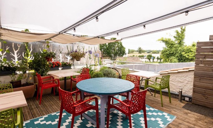 Latresne Hotel | Budget-Friendly Hôtel de la Gare with Family Amenities