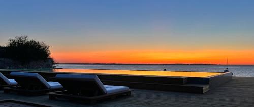 Ronce-les-Bains Hotel | Beachfront Hôtel de la Plage with Pool and Ocean Views