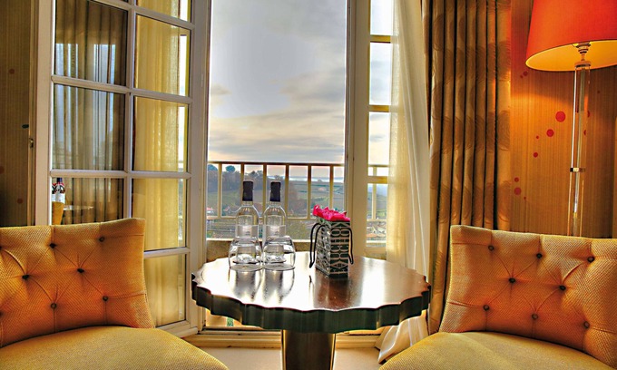 Saint-Emilion Hotel | Luxury Hôtel de Pavie - Guest Rated 9.8 & Family Friendly