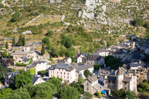 La Malene Hotel | Experience Comfort at Hôtel des Bateliers with Great Amenities