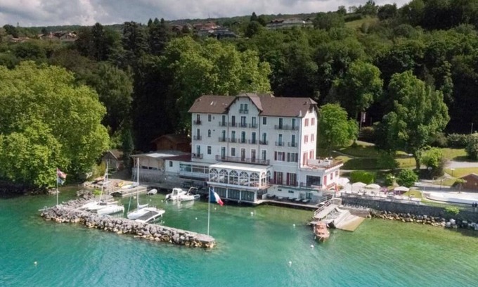 Publier Hotel | Discover Hôtel des Princes: Great Amenities & Top Ratings