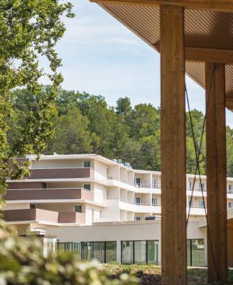 Allegre Les Fumades Hotel | Relaxing Oceanfront Retreat at Hôtel Les Fumades