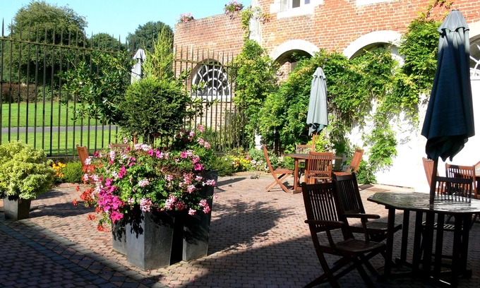Liessies Hotel | Relaxing Stay at Hôtel du Château de la Motte with Spa