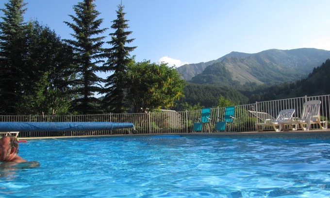 Allos Hotel | Discover Hôtel du Hameau: Pool, Spa & Family-Friendly Fun