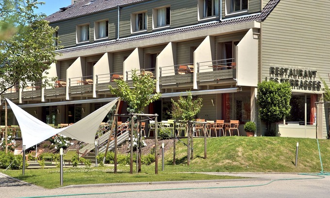 Guebwiller Hotel | Relax at Hôtel du Lac: Rated 8.8 with Family-Friendly Dining