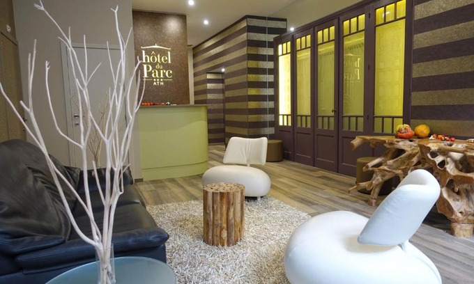 Ath Hotel | Discover Hôtel du Parc Ath: Family-Friendly with Breakfast