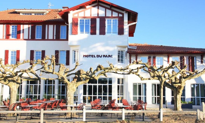 Soorts-Hossegor Hotel | Relax at Hôtel du Parc & Spa: Oceanfront Bliss Awaits