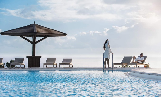 Saint-Denis Hotel | Experience Comfort at Hôtel Exsel Créolia with Pool & Spa