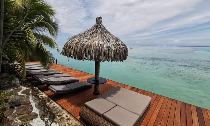 Tiahura Hotel | Discover Hôtel Fenua Mata'i'oa: Oceanfront Bliss Awaiting