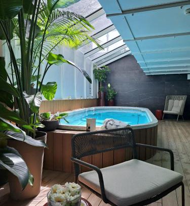 Orangerie Hotel | Relax at Hôtel Garrigae Villa La Florangerie with Spa & Pool