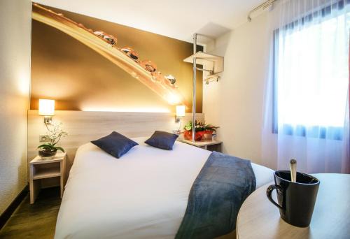 Villemandeur Hotel | Convenient Hôtel Inn Design Resto Novo in Montargis