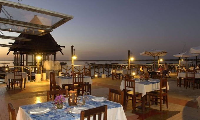 Ziguinchor Hotel | Discover Hôtel Kadiandoumagne: Pool, Restaurant & Family-Friendly