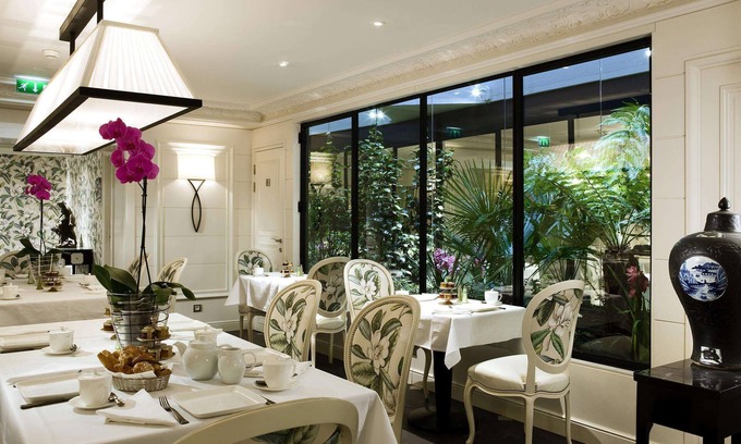 Chaillot Hotel | Experience Elegance at Hôtel Keppler - Rated 9.6/10