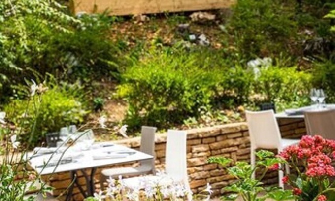 Savigny-les-Beaune Hotel | Discover Hôtel L'Ouvrée: Spa, Dining & Top-Rated Service