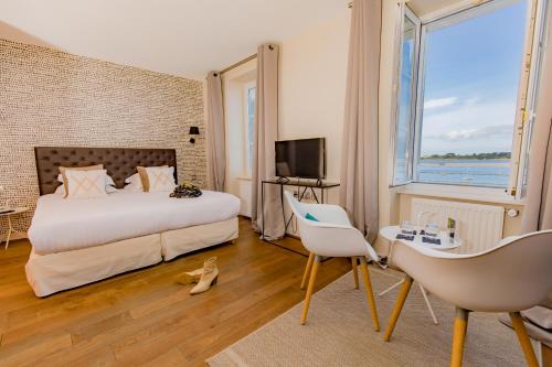 Landeda Hotel | Tranquil Baie des Anges: 4-Star Oceanfront Retreat