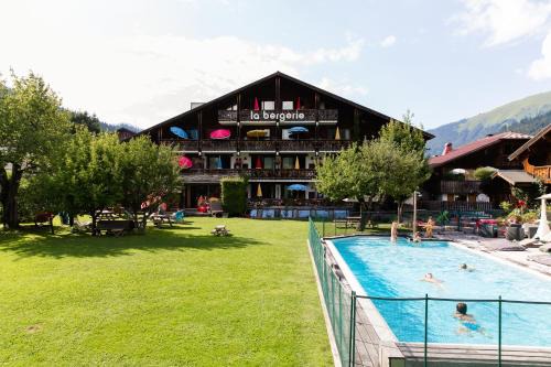Morzine Hotel | Relax at Hôtel La Bergerie: Oceanfront Bliss and Spa Retreat