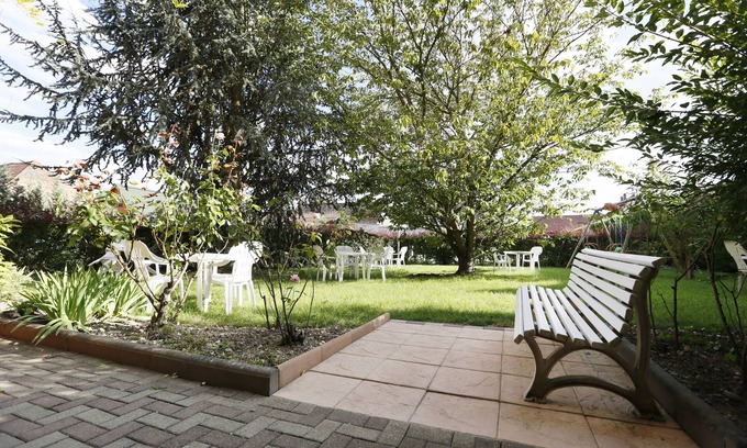 Biesheim Hotel | Discover Hôtel La Clef Des Champs: Family-Friendly Retreat