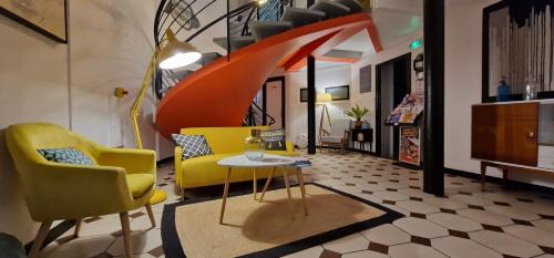 Royan Hotel | Pet-Friendly Hôtel La Croisette with Gourmet Dining