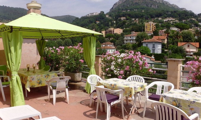 Vence Hotel | Guest Favorite Hôtel La Lubiane: Breakfast & Family-Friendly