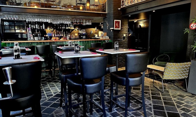 Quartier Saint-Gery - Sint-Gorikswijk Hotel | Comfortable Stay at Hôtel La Pièce with Spa & Breakfast