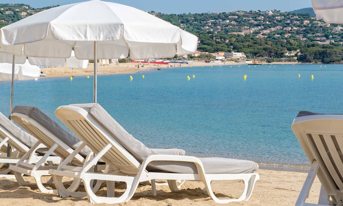 Sainte-Maxime Hotel | Relax at Hôtel La Plage: Family-Friendly with Great Amenities