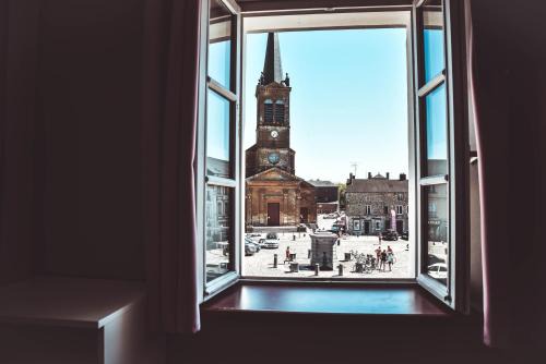Rocroi Hotel | Family-Friendly Hôtel L'etoile De Marie with Great Reviews