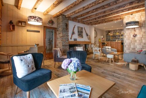Saint-Mamet Hotel | Discover Hôtel La Rencluse: Family-Friendly with Breakfast