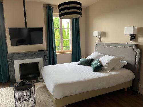 Joinville Hotel | Comfort at Hôtel La Vinaigrerie LOGIS with Spa & Restaurant