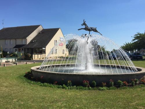 Saint-Denis-de-l'Hotel Hotel | Discover Hôtel Le Dauphin: Pet-Friendly & Family Ready