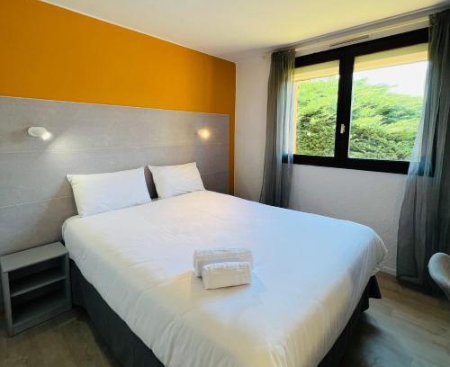 Pannes Hotel | Welcoming Hôtel Le Forestia: Pet-Friendly & Family-Centric