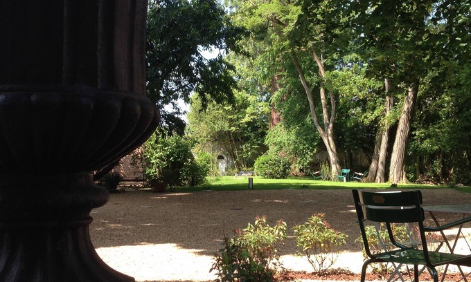 La Fleche Hotel | Guest Rated 10/10 at Hôtel le Gentleman with Breakfast Included