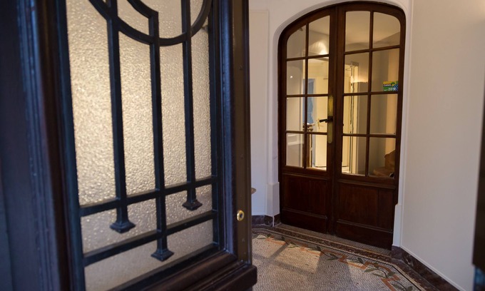 Vincennes Hotel | Discover Comfort at Hôtel Le Home - Spa & Family-Friendly