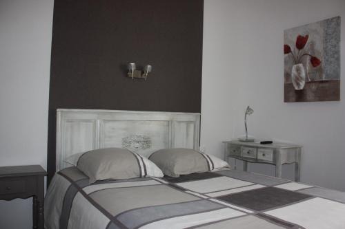 Montaigu-de-Quercy Hotel | Pet-Friendly Hôtel le midi with Family Amenities & Great Reviews