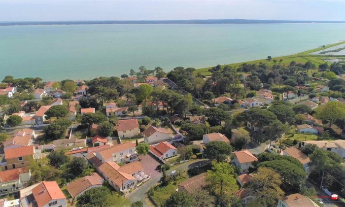 Saint-Trojan-les-Bains Hotel | Oceanfront Hôtel Le Nautile with Pool & Guest-Rated 9/10
