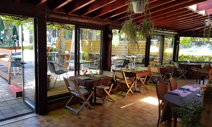 Cours Hotel | Discover Hôtel Le Pavillon: Family-Friendly with Spa & Pool
