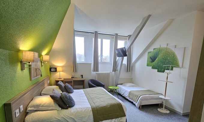 Pontivy Hotel | Discover Hôtel le Rohan: 4-Star Comfort & Family-Friendly Amenities