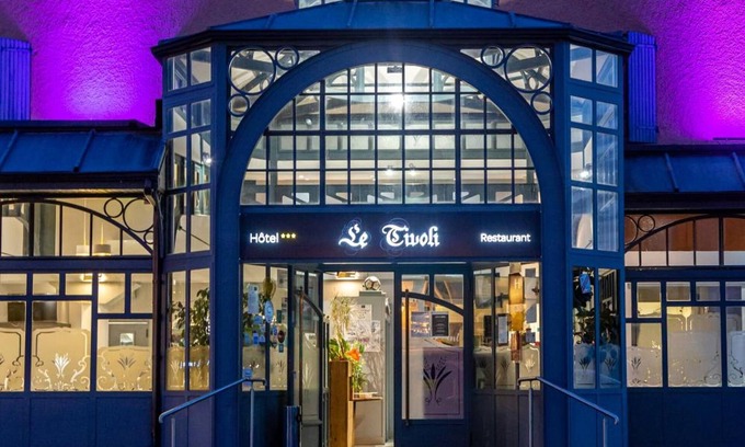 Vic-en-Bigorre Hotel | Discover Hôtel le Tivoli: Spa & Family-Friendly Amenities