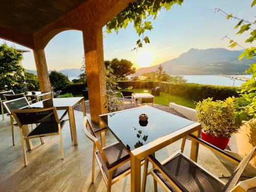 Savines-le-Lac Hotel | Discover Hôtel les Chaumettes: 9.2/10 Guest Rated Stay